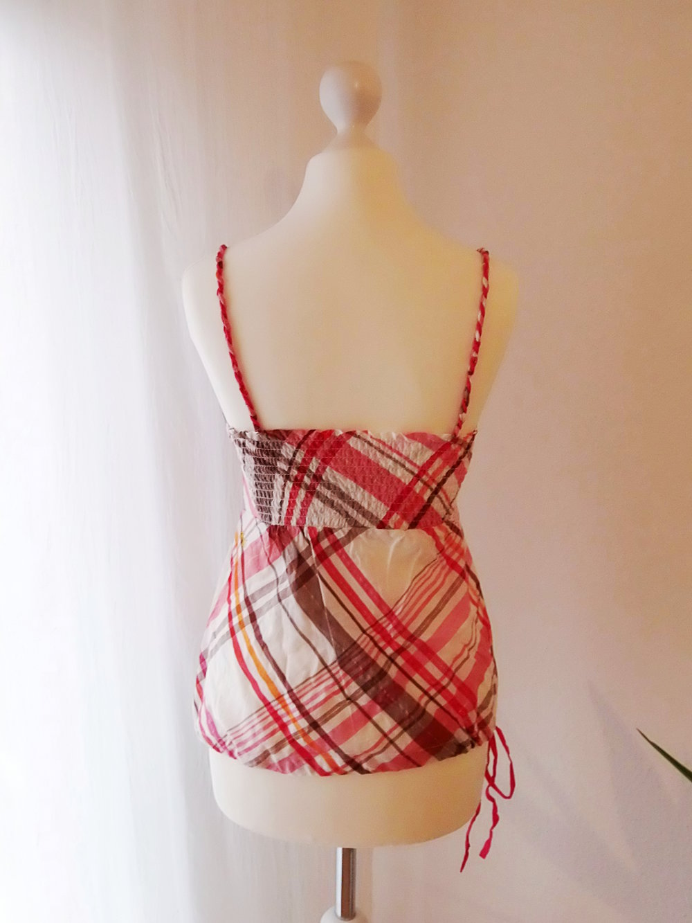 04) Kariertes Top Bändel (Protest)