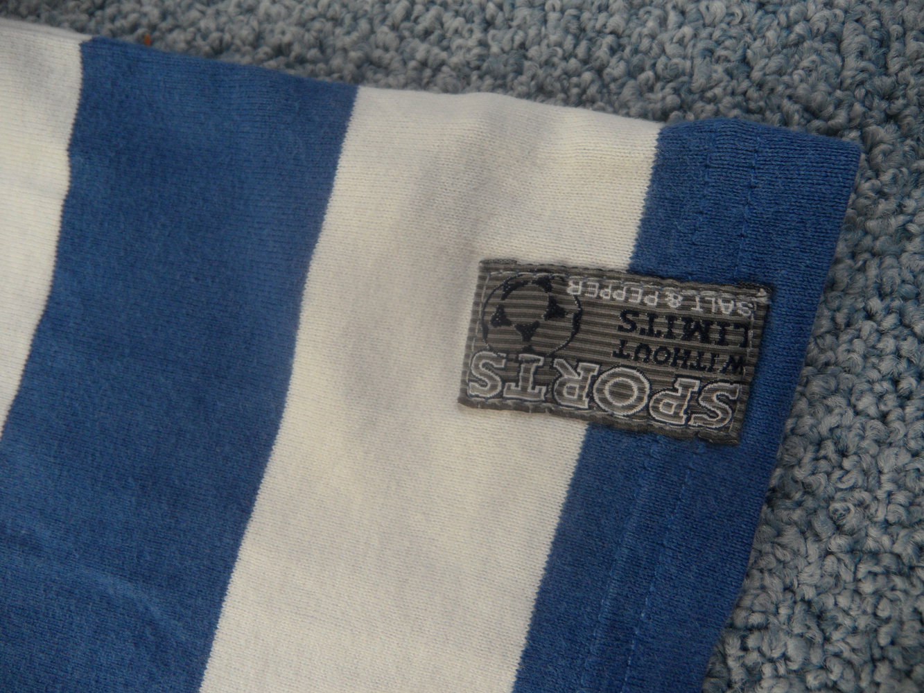 Salt and Pepper Langarmshirt Fußball