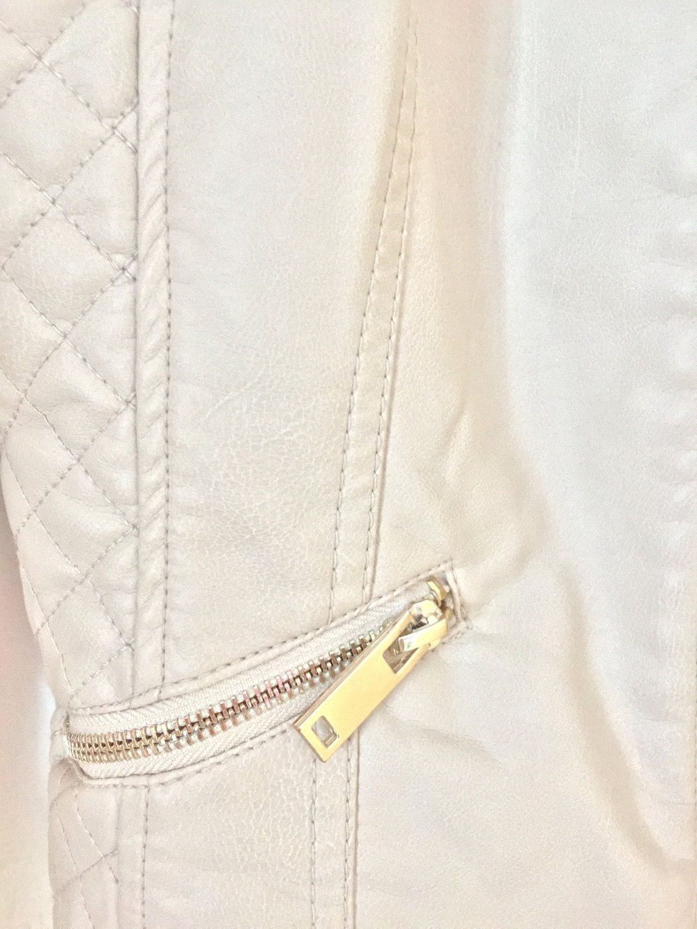 Beige Lederjacke von Pimkie, Größe 34, neu 