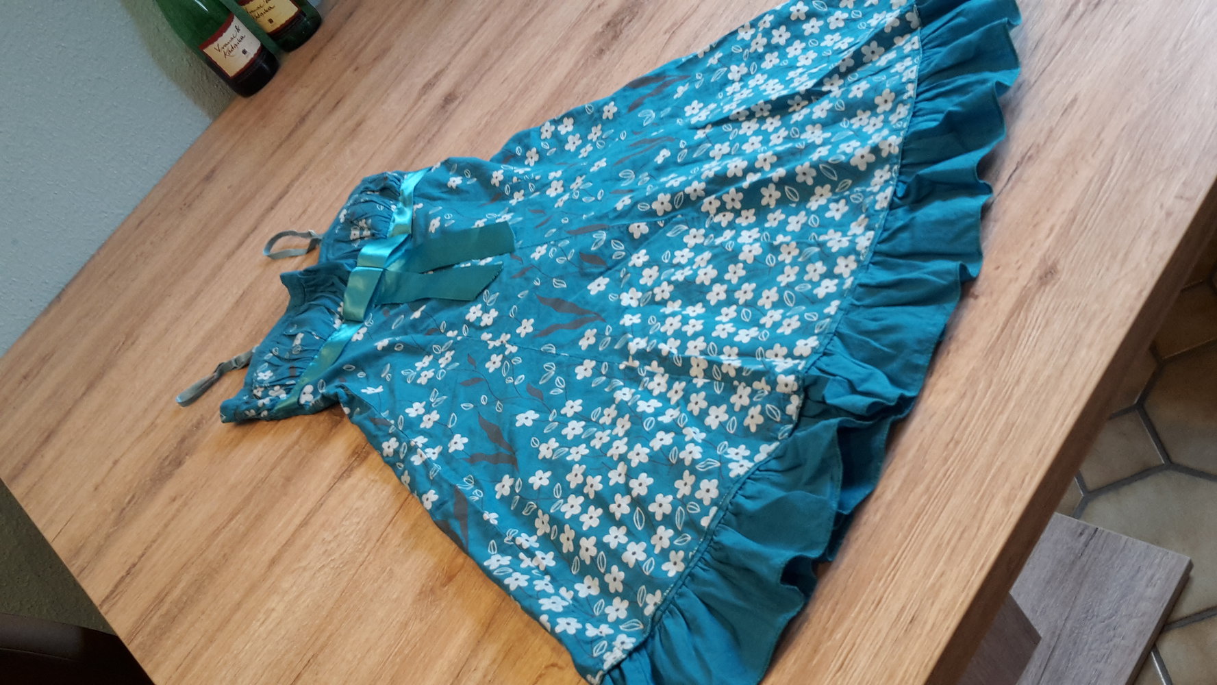 Wunderschönes Sommerkleid blau Petrol XS Blumendruck 