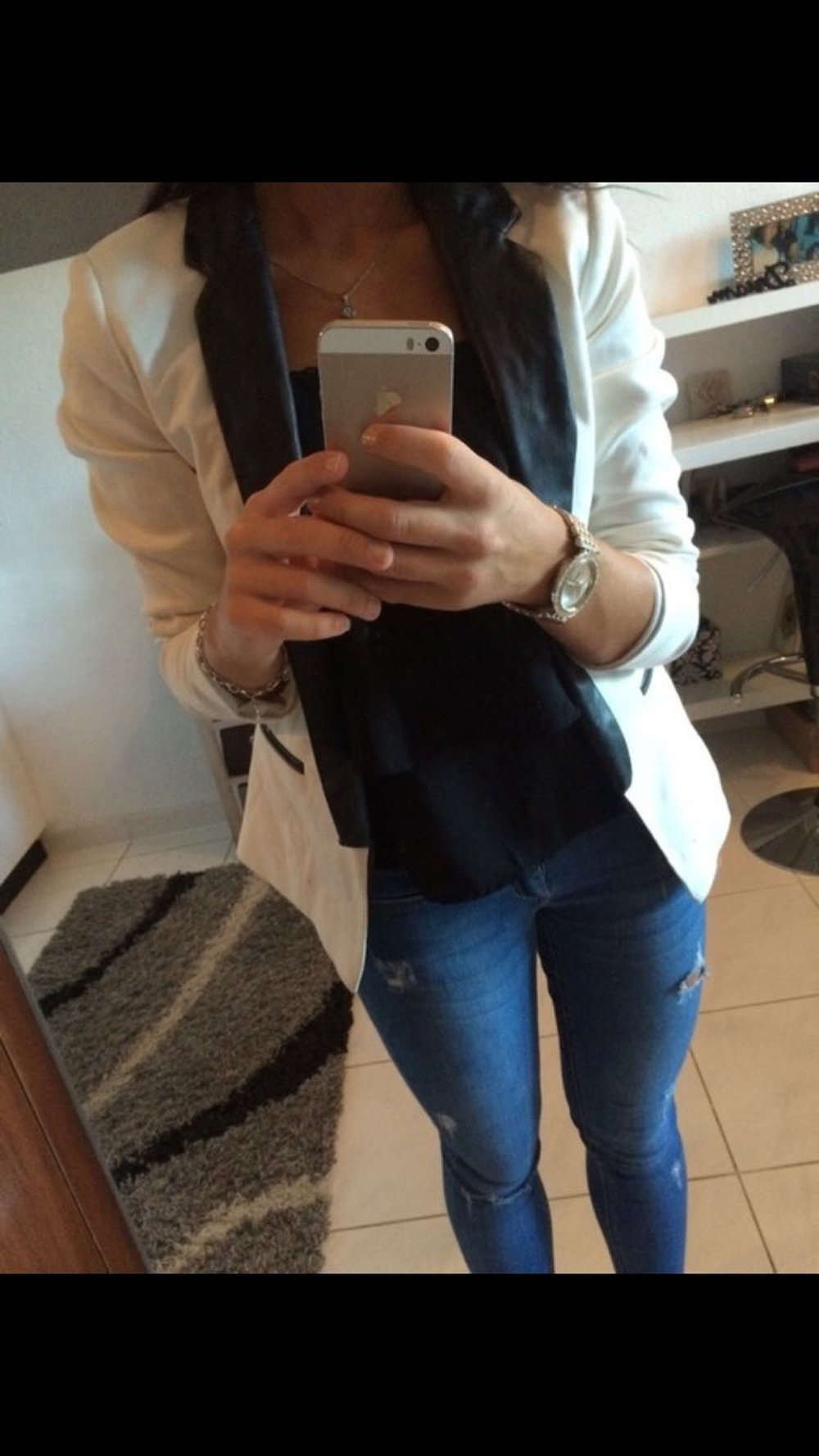 Weißer Blazer, Kragen lederoptik 