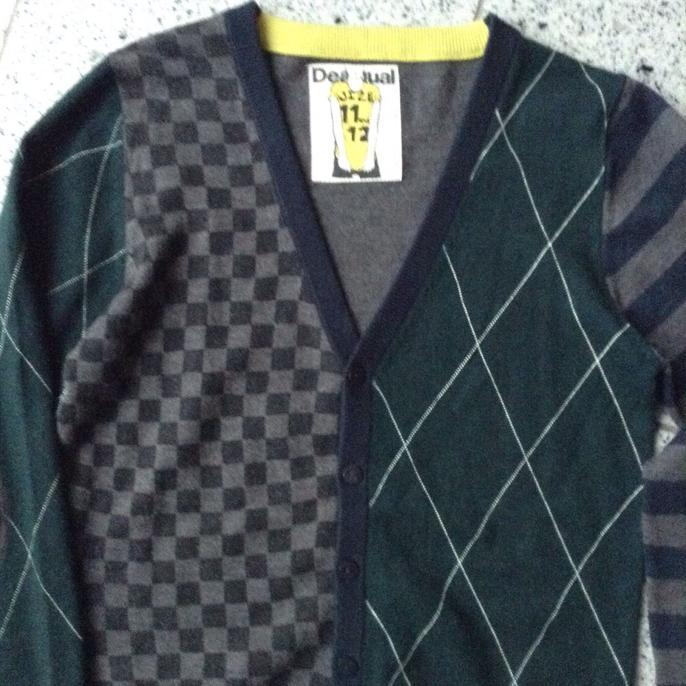 Cooler Desigual Cardigan Gr.152 wie neu 