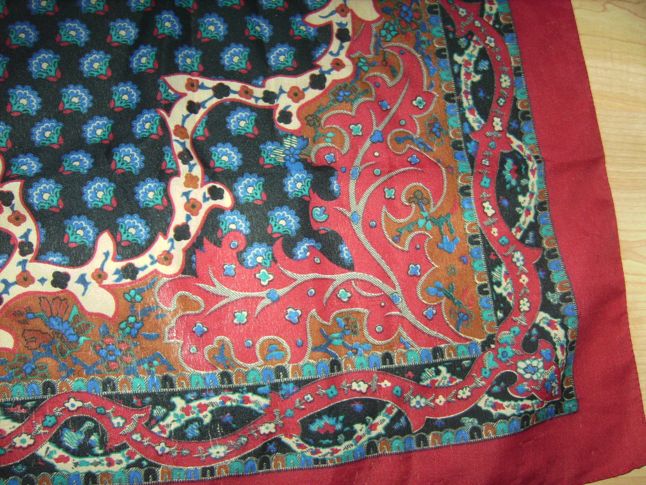 Vintage-Tuch Herbst, Oriental, Schal, Accessoire, Halstuch Baum des Lebens, Tuch Orientalisch, Vintage Lover, used Look, Blütenmuster, Blumenprintdruck rostrot