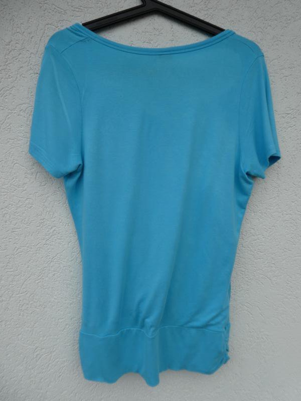 Mangoon – Shirt, hellblau mit weißem Innentop – Gebraucht, fast wie neu