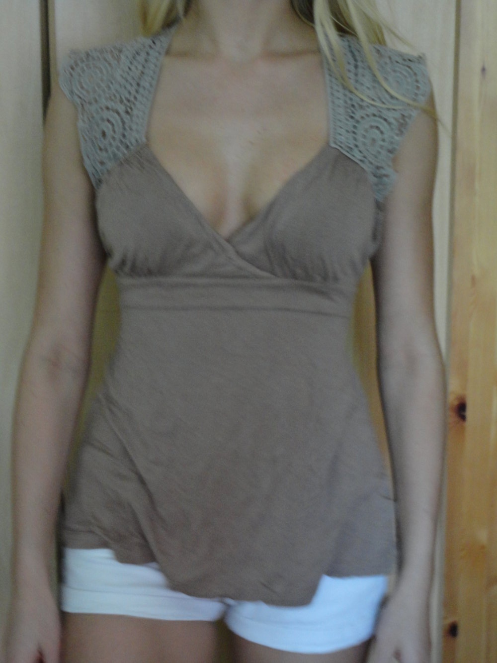 Schönes Spitzenoberteil