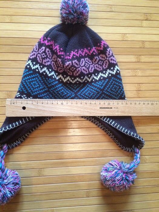 Bommelmütze Ohrenmütze Braun pink weiß Bommeln Hut Wollmütze

Süße warme Mütze in braun mit schönem Muster und Bommeln
Innen mit Fleece, sehr warm
Eher für kleinere Köpfe zu empfehlen
Bommelmütze Ohrenmütze Braun pink weiß Bommeln Hut Wollmütze
Süße 