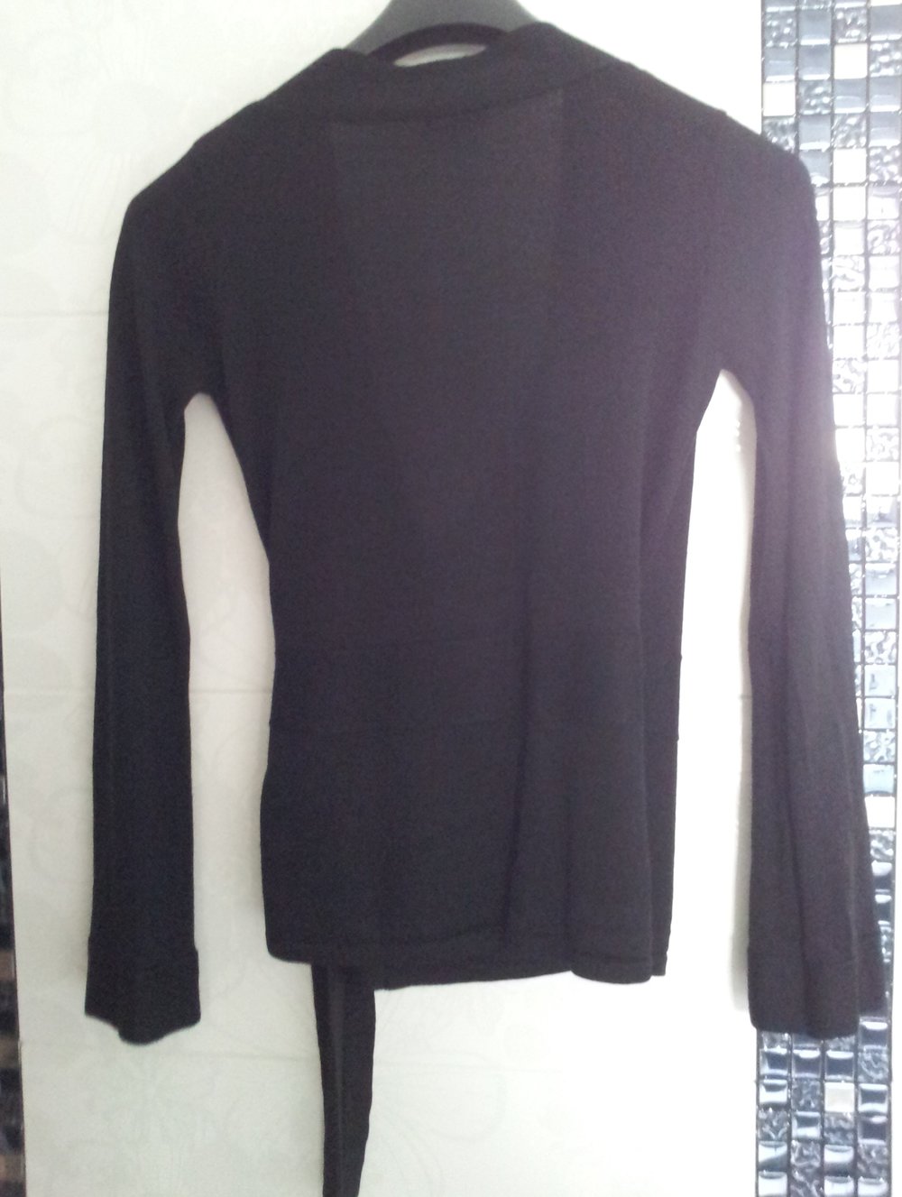 Wunderschöne Wickelstrickjacke