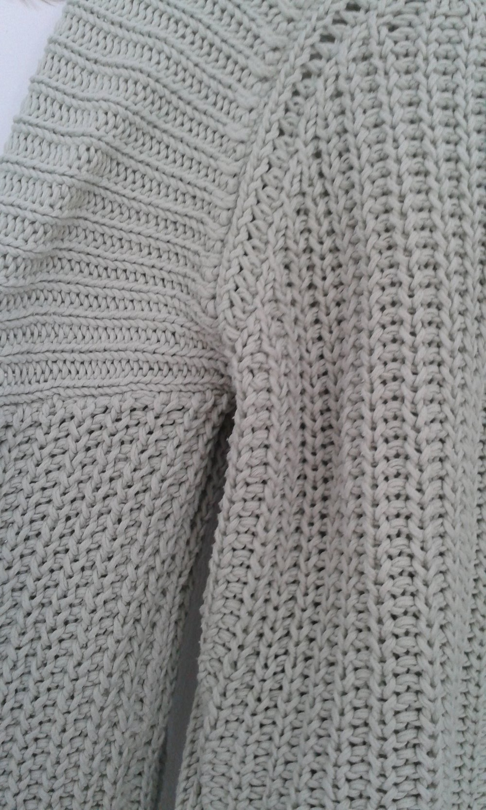 hellgrüner Strickpullover pastell von H&M