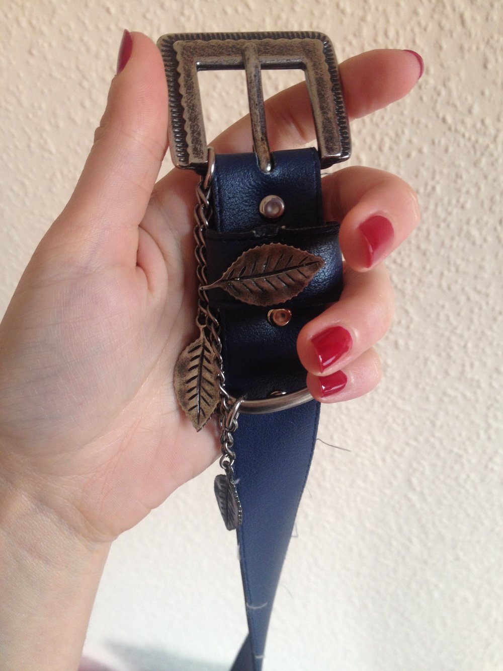 dunkelblauer Gürtel