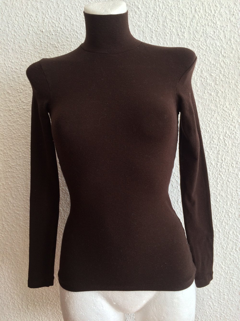 Chou de PEDU Pullover, Oberteil, Jumper, Top aus Jersey mit Rollkragen in Braun
