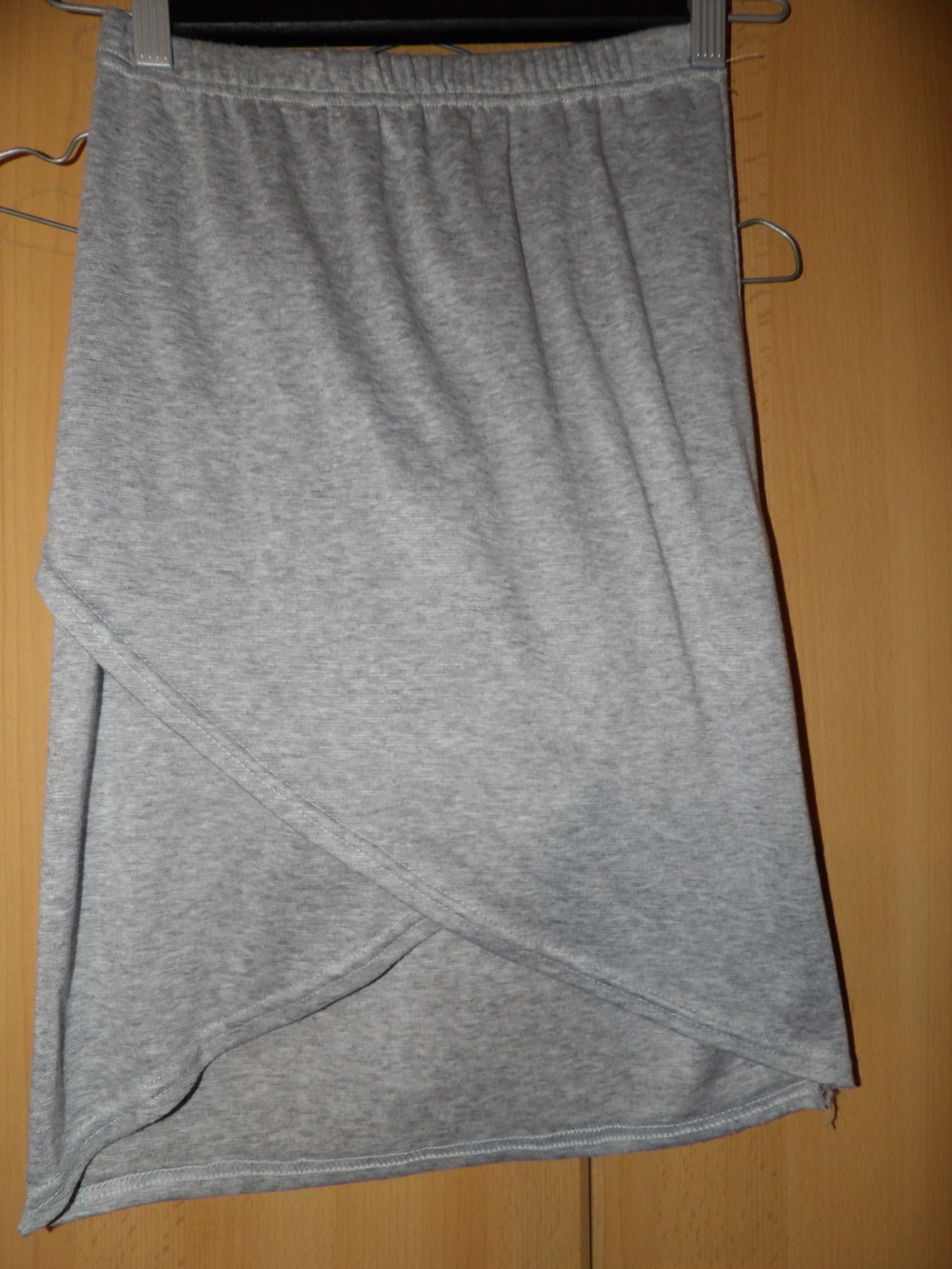 Rock Asymetrisch Schräg Neu Gr. 34 gemütlich 