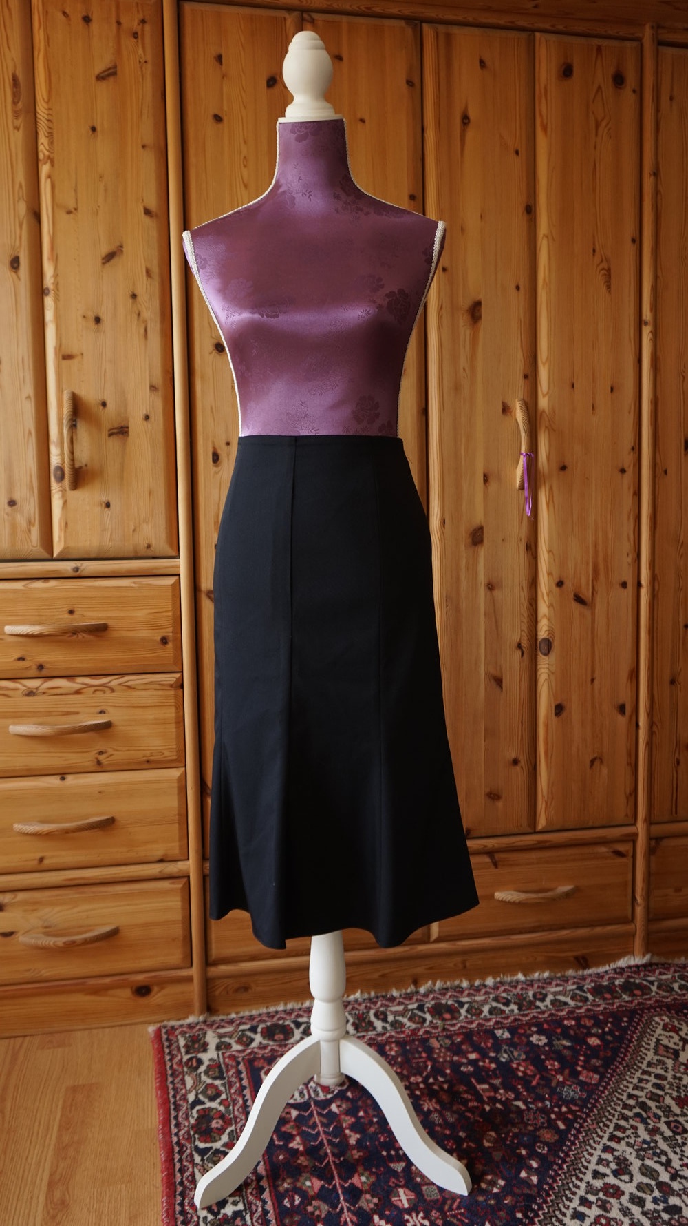 PLUS-SIZE Rock Gr. 44 schwarz elegant