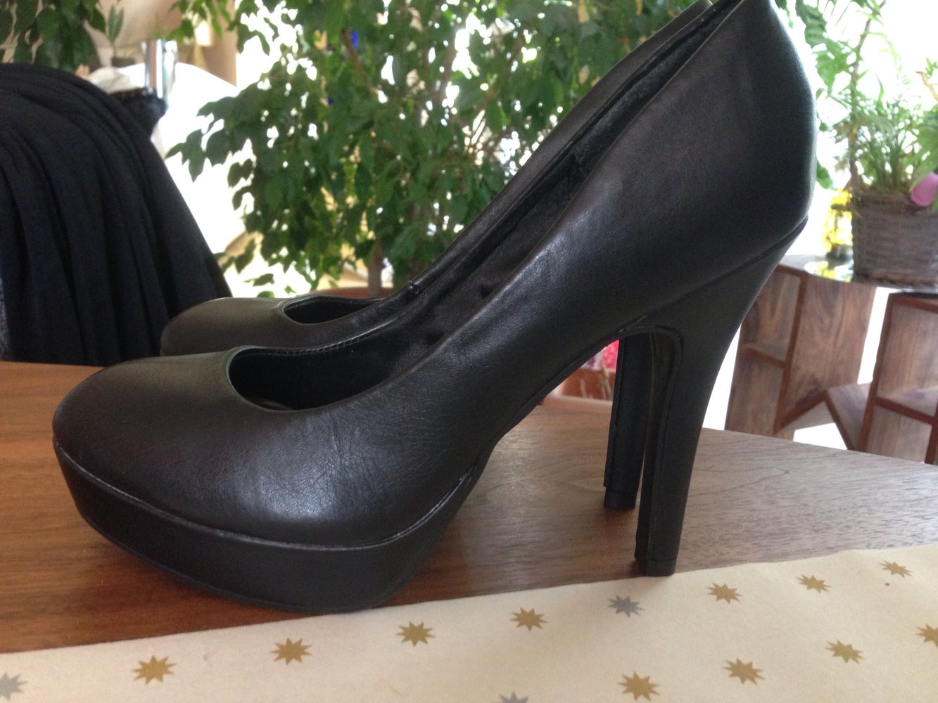 Schwarze Plateau Pumps highheels