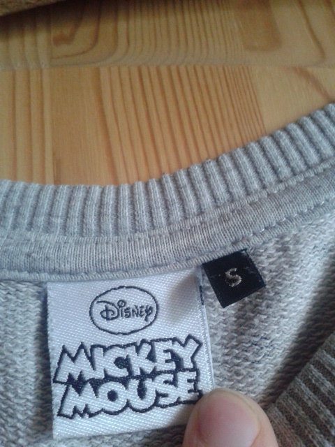 Pulli, Pullover, grau, Punkte, polka dots, schwarz, Pünktchen, Mickey Maus, Aufdruck, Disney, S, 36