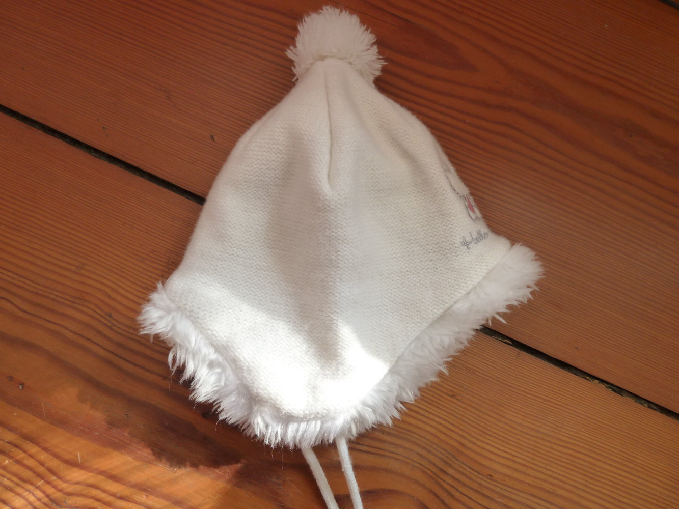 C&A Sanrio Mütze Hello Kitty 12-24 Monate Pudelmütze Webpelz innen Fleece Weiss