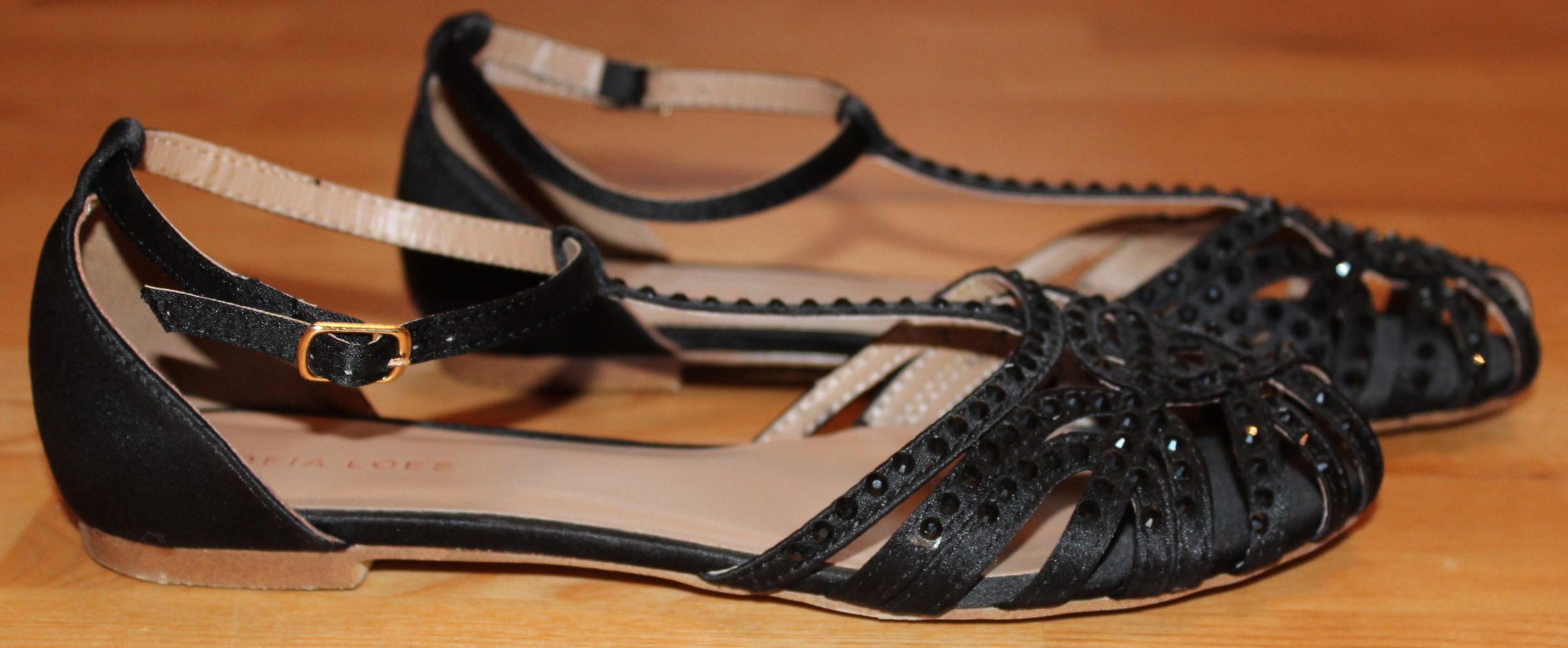 schwarze Sandalen mit Glitzersteinen, Sofia Loes, Größe 36