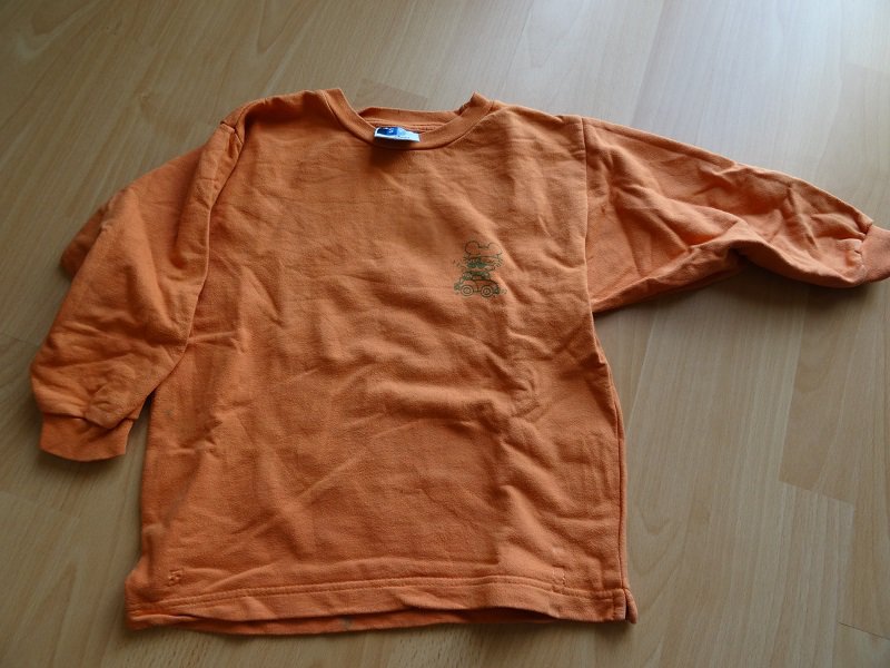 Pulli orange Gr. 110 / 116