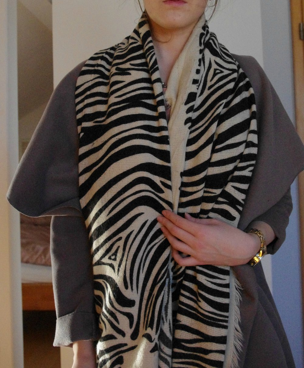 Zara Schal Zebra Streifen Tuch