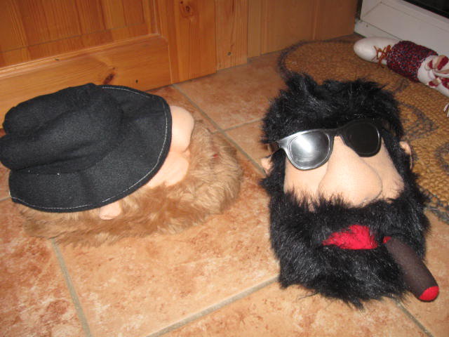 *** Neu ~ Hausschuh ~ Witzig ~ Fasching ***