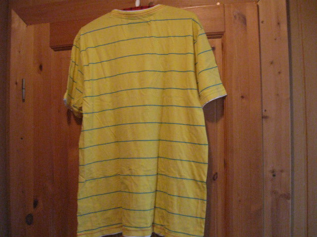 *** Shirt mit Brustdruck ***