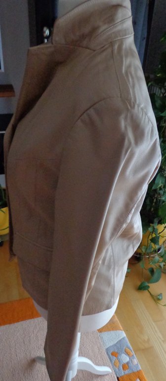 Leder Jacke / Blazer aus Leder Gr.38 in beige 