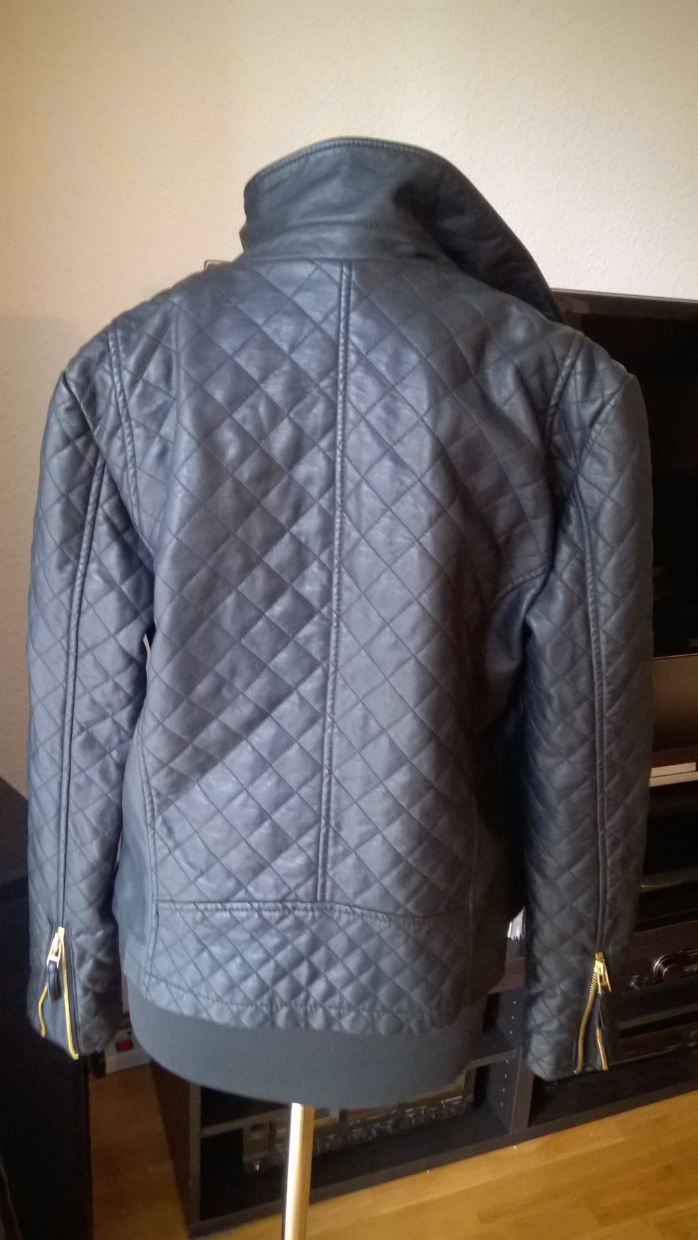 schwarze Kunstlederjacke - Bikerjacke - neu