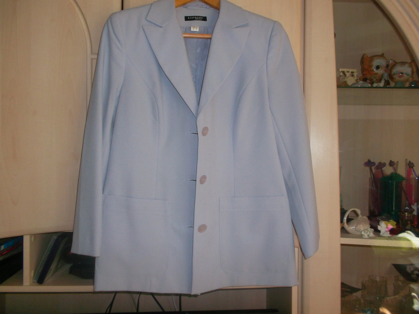 schicker neuer hosenanzug,grösse 19 / 38,von rasberry