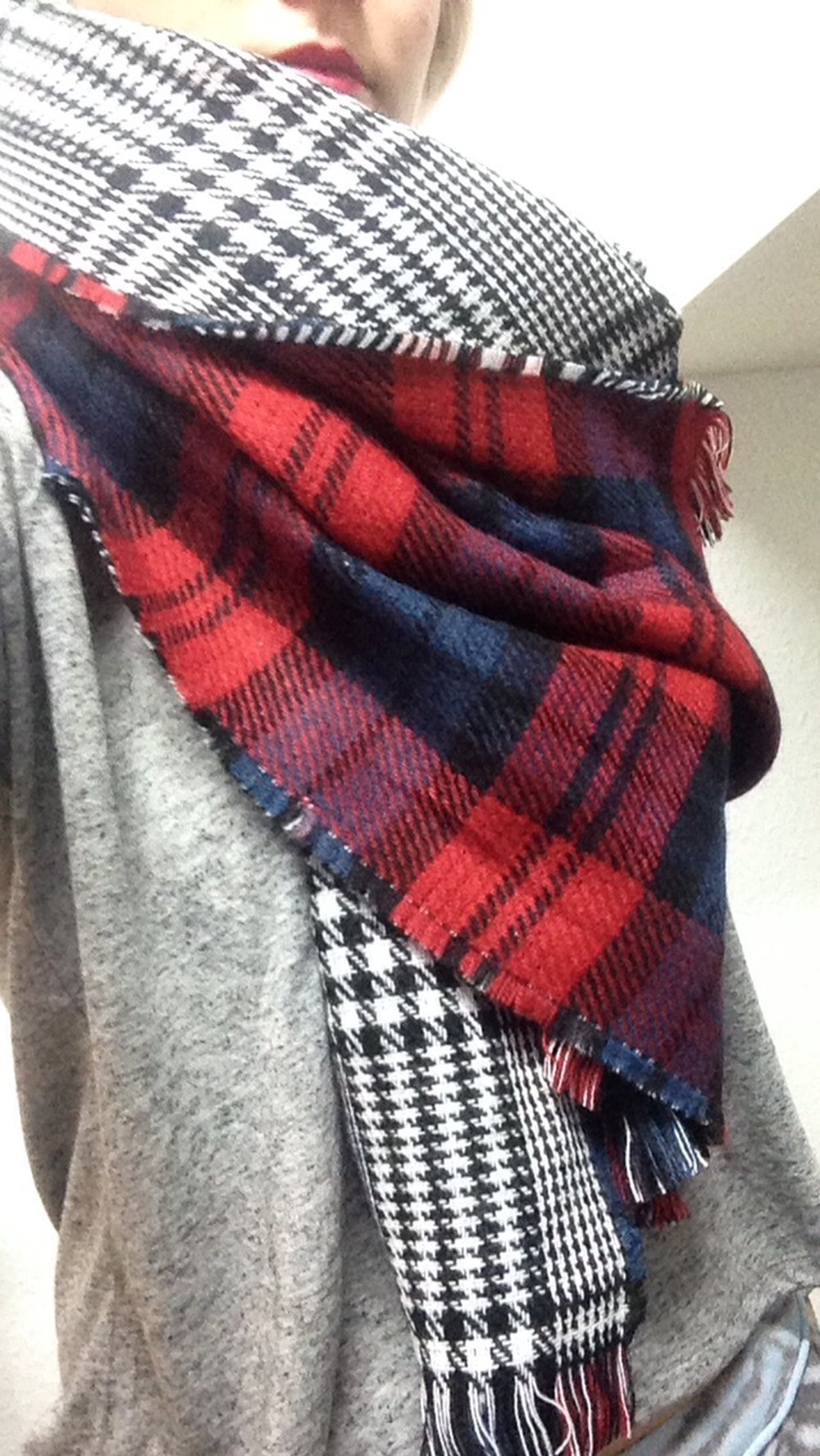 Schal XXL Wollschal Hahnentritt kariert rot schwarz weiß Blogger oversize 