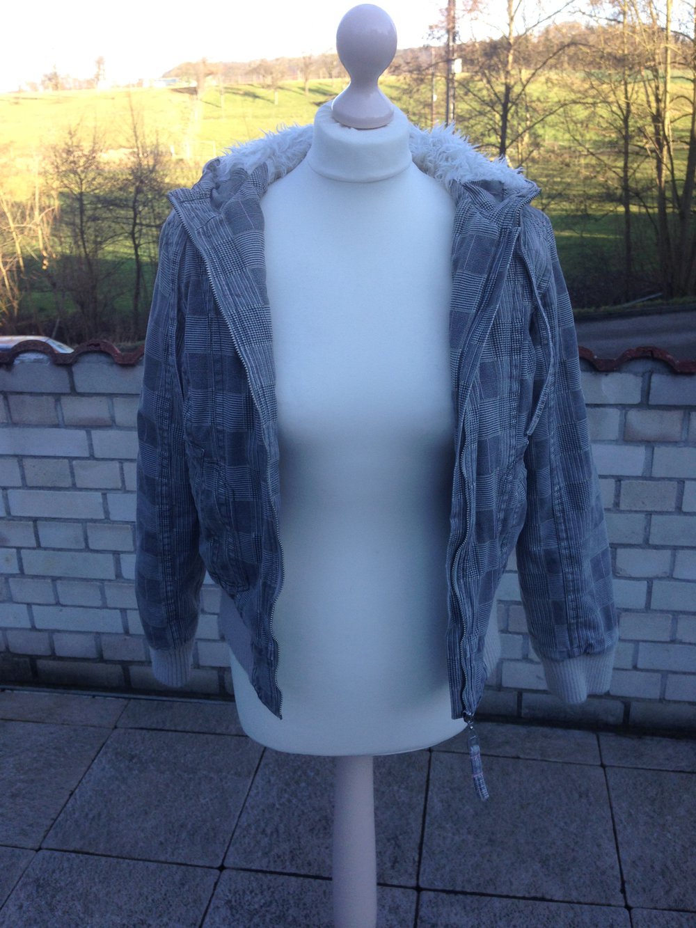 Urban surface Jacke Winter neuwertig Gr. M kariert 