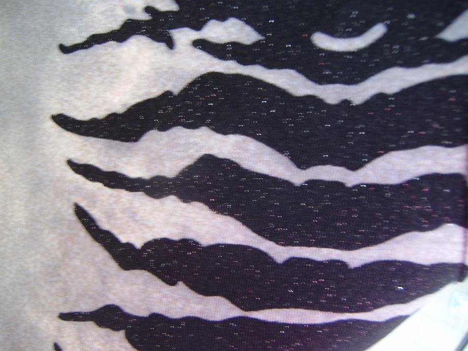 Eng anliegendes Top Gr. ca. 38 schwarz grau mit Glitzer