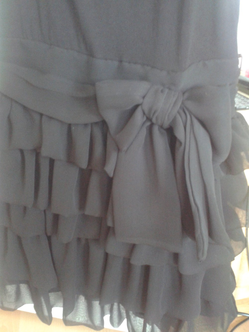 Süßes schwarzes Kleidchen