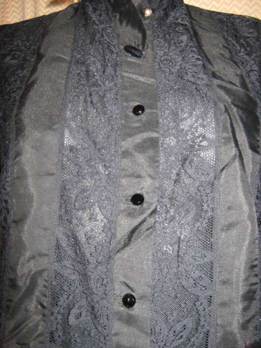 NEU * Edel * Granny * VINTAGE * Lace- Spitzen * DESIGNER * Pelpum * Bluse * mit Swarovski * Kristalle * Gr. 38- 40/ S- M * schwarz * Gothic *