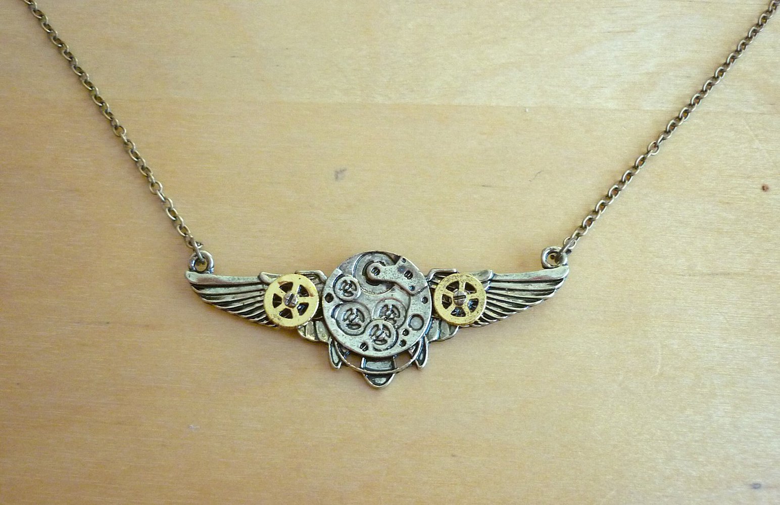 Steampunk Collier Kette Flügel Zahnrad Uhrwerk gothic punk