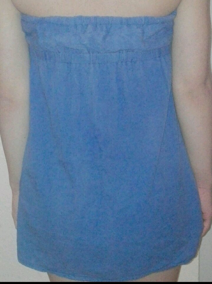 Schulterfreies Kleid Größe M