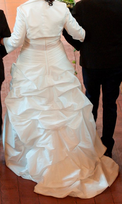 Brautkleid A-Linie mit Raffung, Satinband und Perlen (Brinkman)