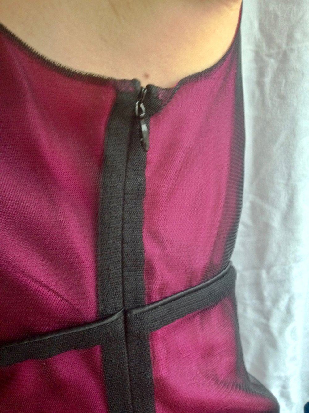 Wunderschönes Top mit Spitze und Tüll von Marc Aurel