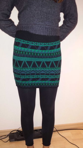 schwarz grüner Rock