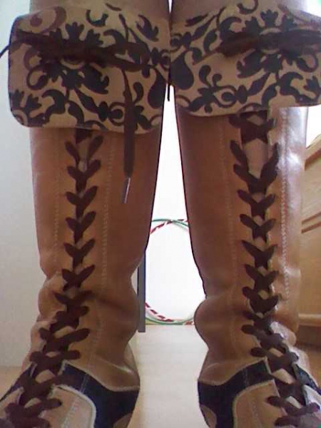 Ausgefallene Winterstiefel von Dockers