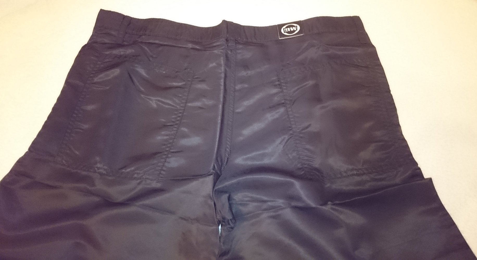 Raver Hose von Mode Wichtig M/L