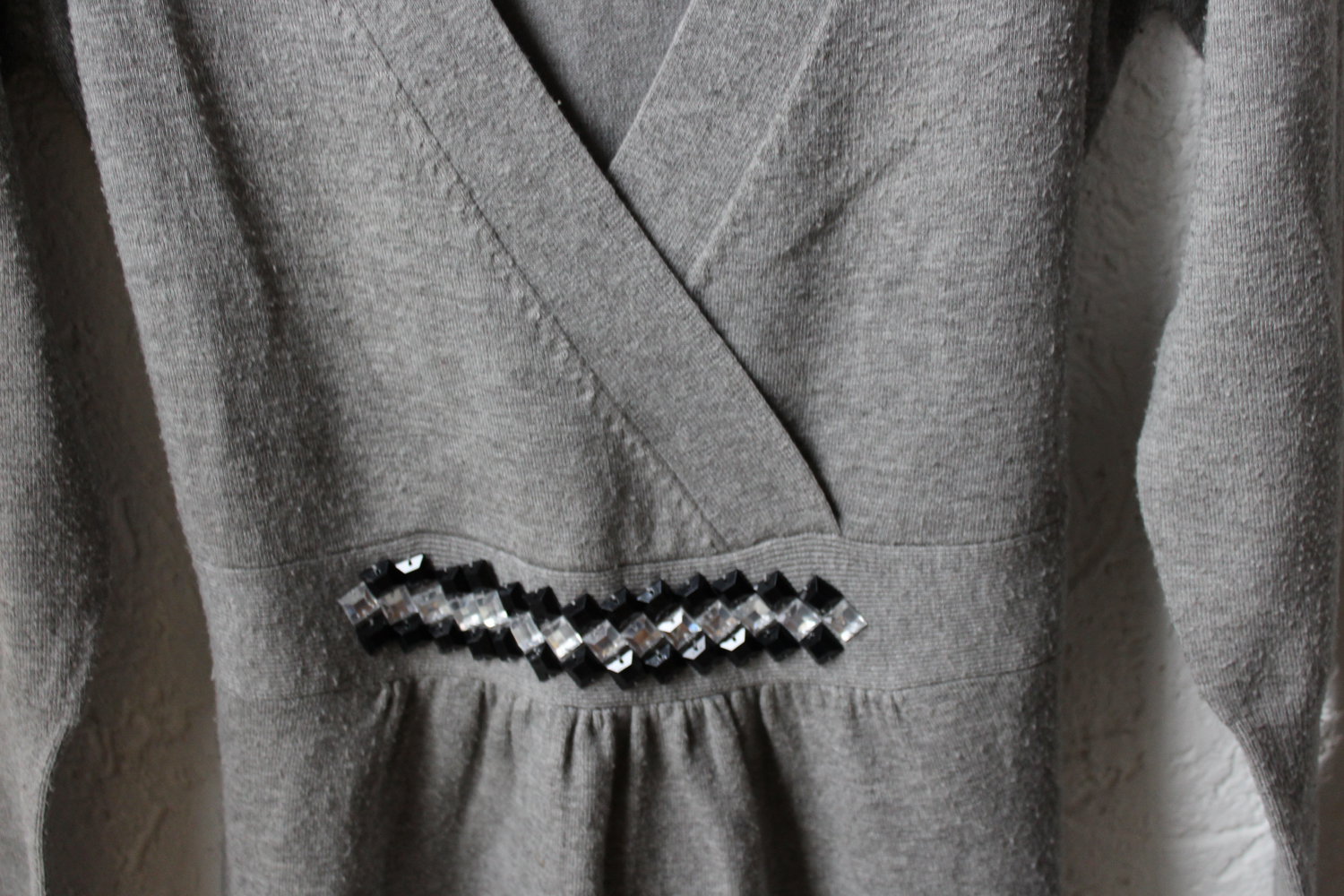 Schöner Pullover für die Herbst- und Winterzeit