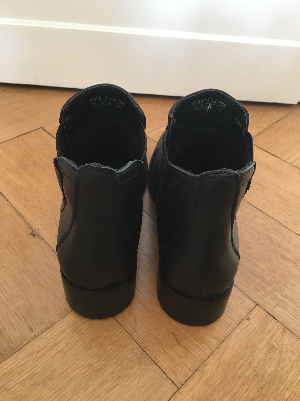 Chelsea Boots Flache Stiefel Stiefeletten schwarz Kunstleder Imitat Vintage 