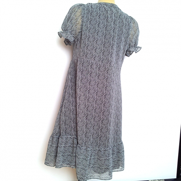 H&M süßes Pünktchen Kleid 