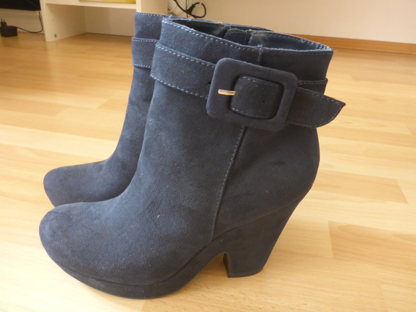 Stiefeletten dunkelblau Gr. 40