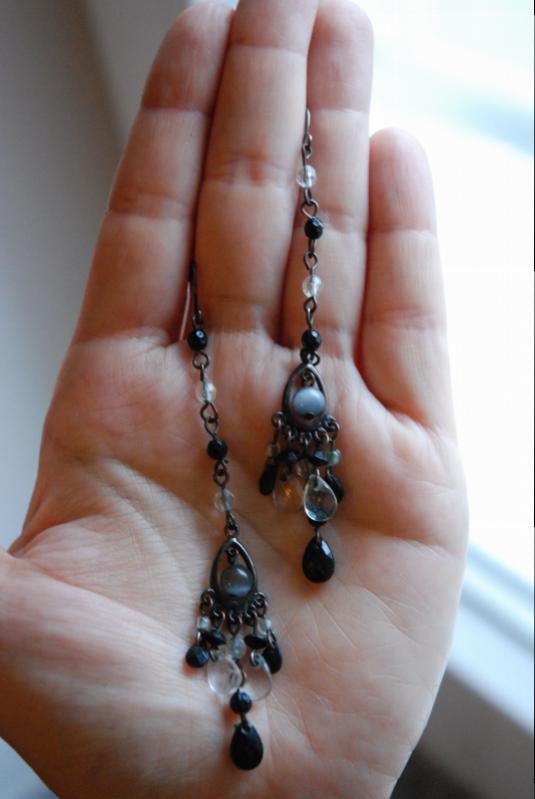 Lange Ohrringe mit Steinchen etc - Antik Style