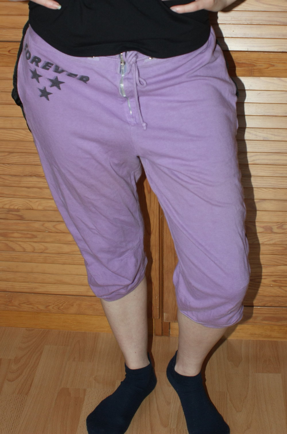 Schwarz lila Sporthose, 7/8 Bein, Gr. S, 100% Baumwolle