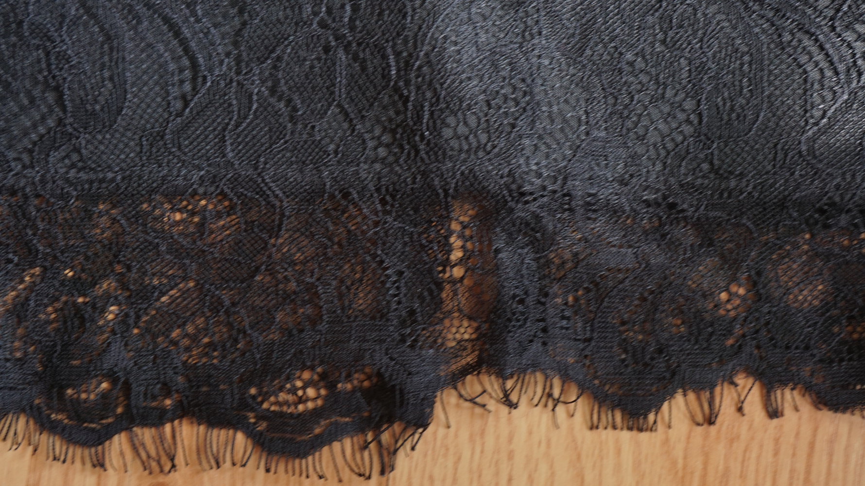 schwarzes Oberteil/Bralette/Croptop Spitze