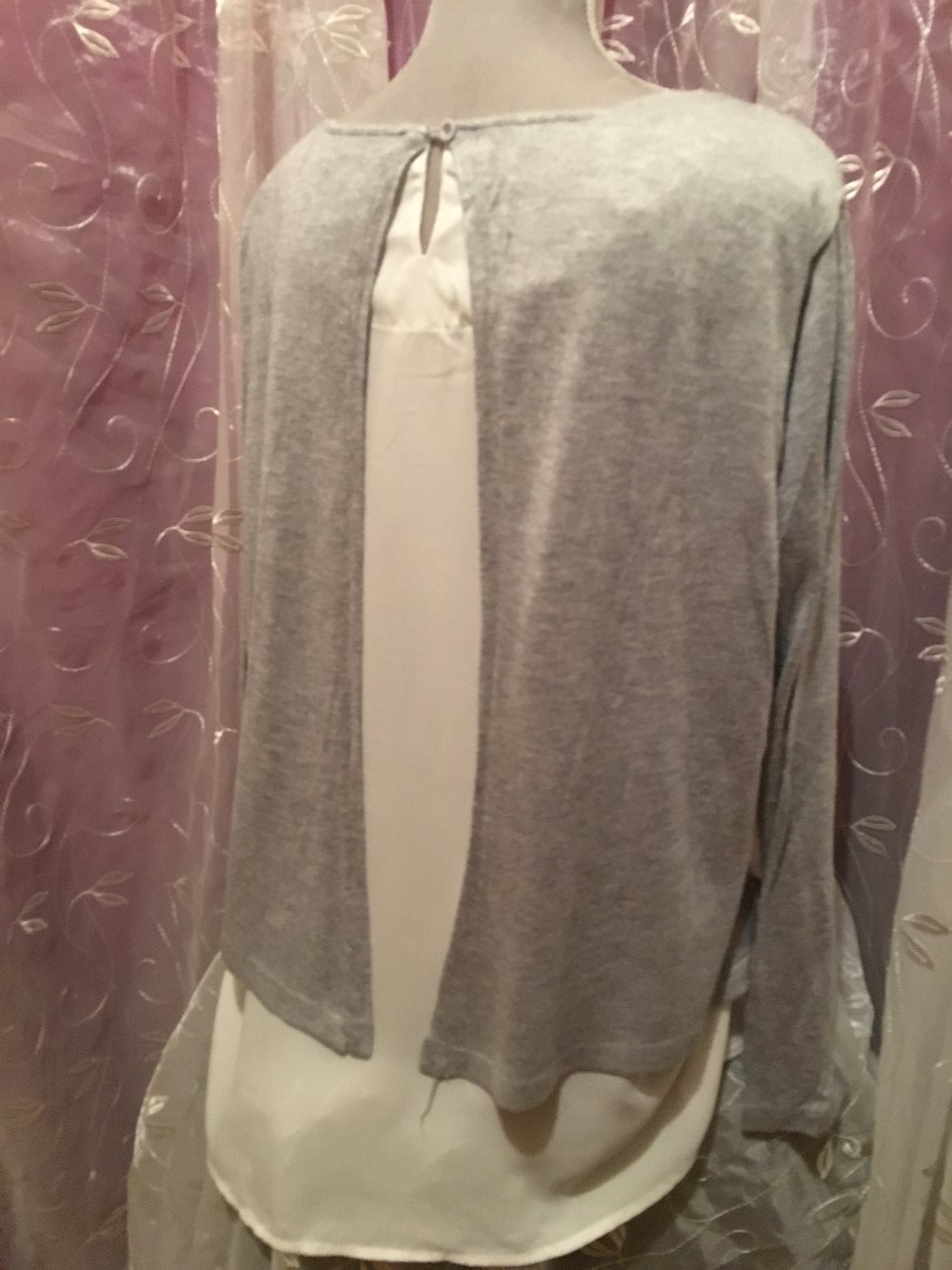 Der 2-in-1-Pullover (Pullover und Shir)passend bei Doppelgröße 40/42-44 