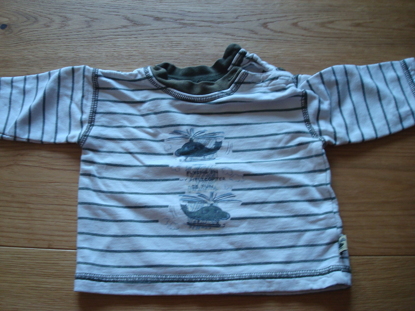 süßer Pullover für Jungen