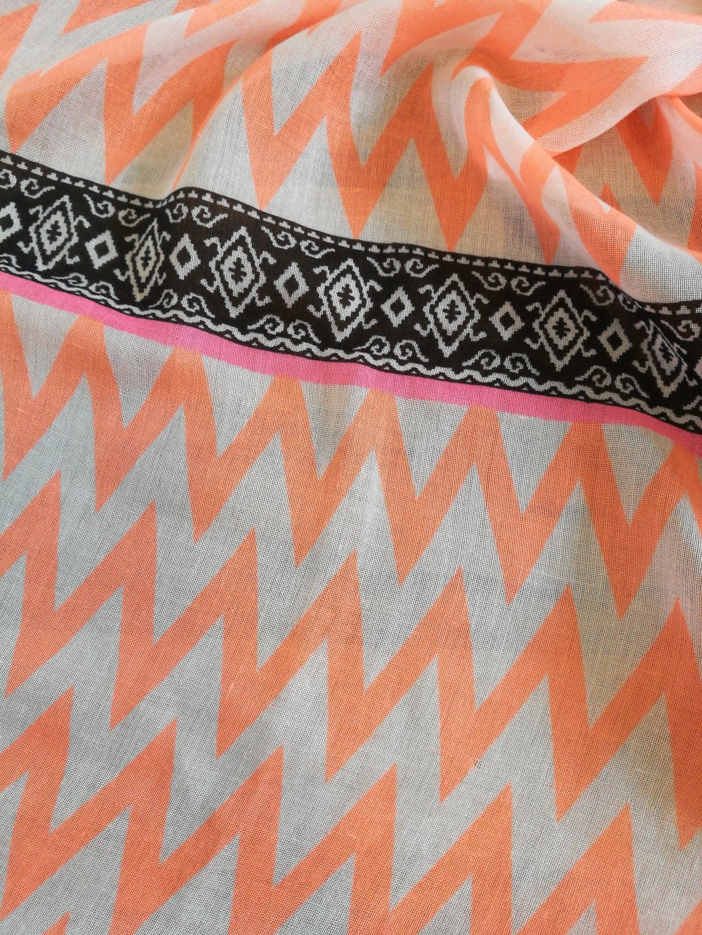 Neon Tuch von Tom Tailor