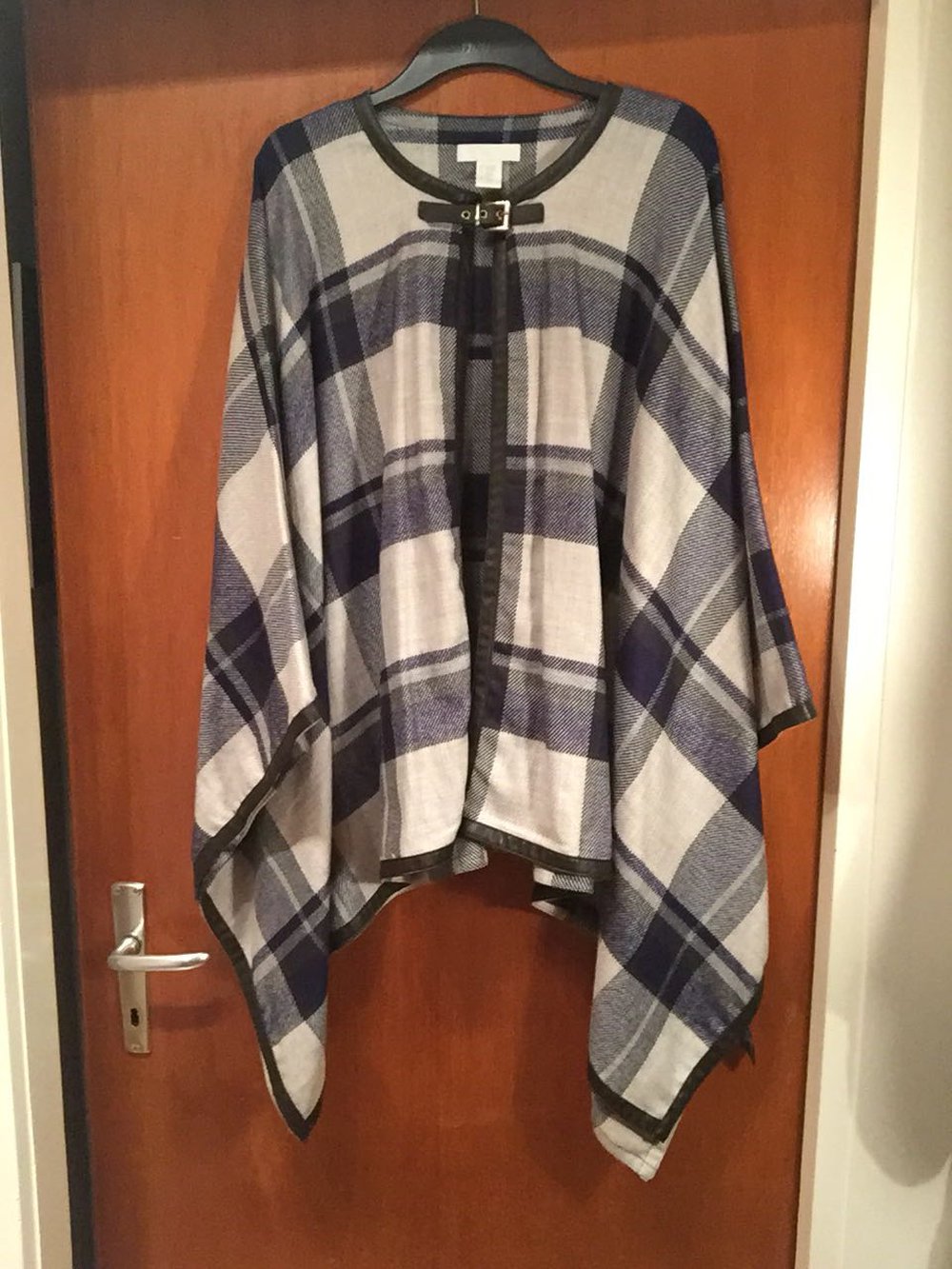 Poncho NEU